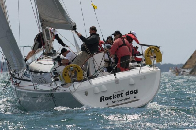  Einzelunterricht in Windsurfen und Paddelsport wird ebenfalls angeboten